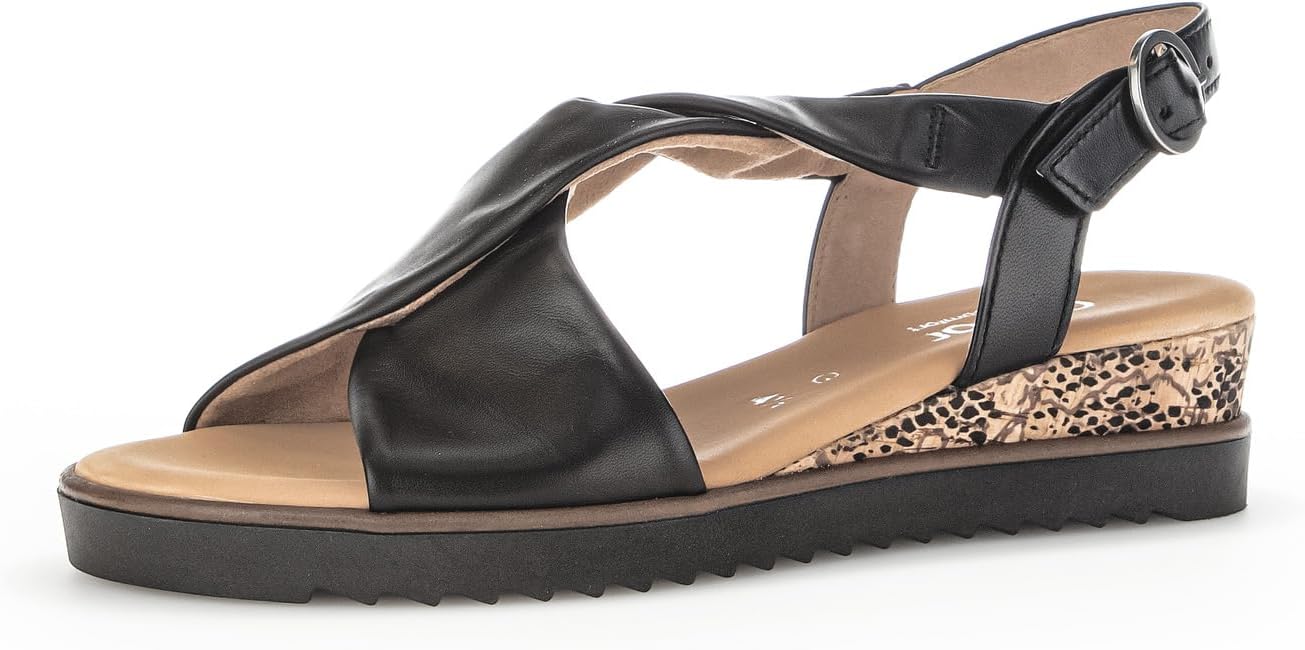 Installing Pavo Monitor Arm on a wooden desk