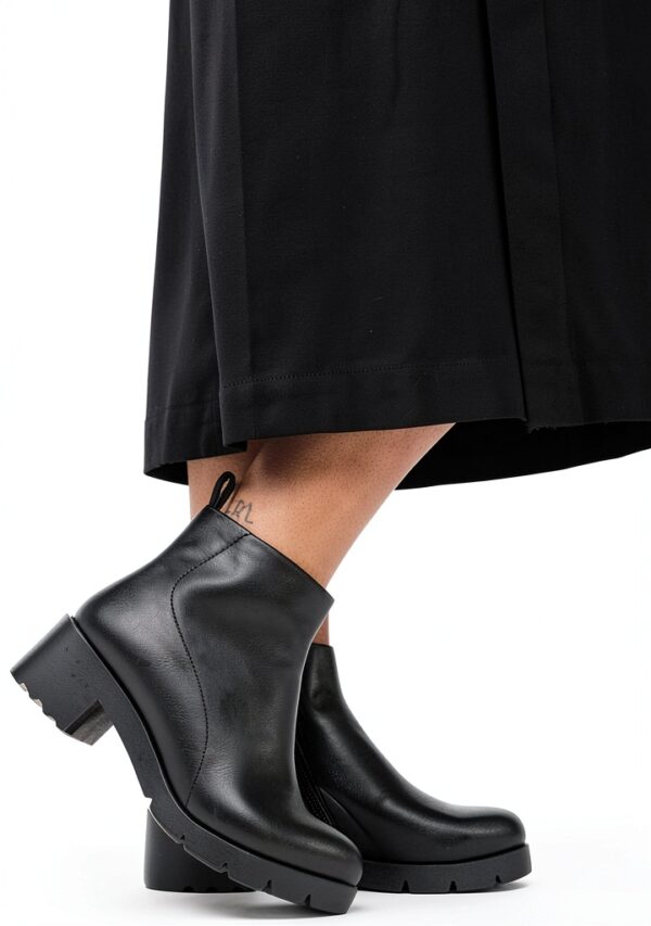 Camper Stivali Donna Pelle Nero Leggeri EVA-4