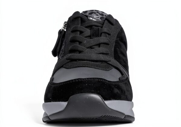 Scarpe medium nero disponibili in piu taglie EU-2